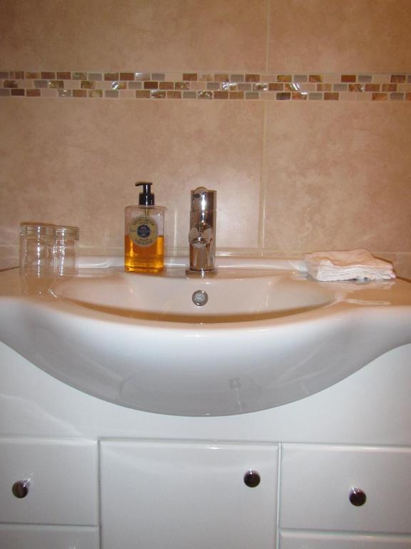 The Belfry At Yarcombe Bed & Breakfast Room photo