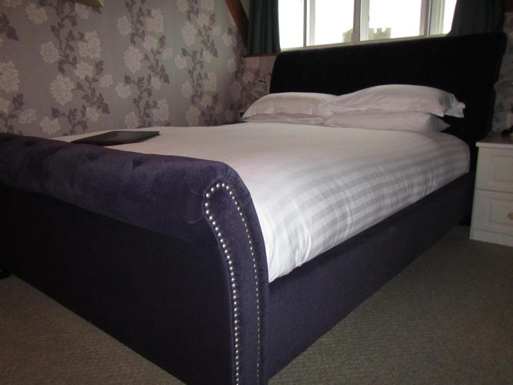 The Belfry At Yarcombe Bed & Breakfast Room photo