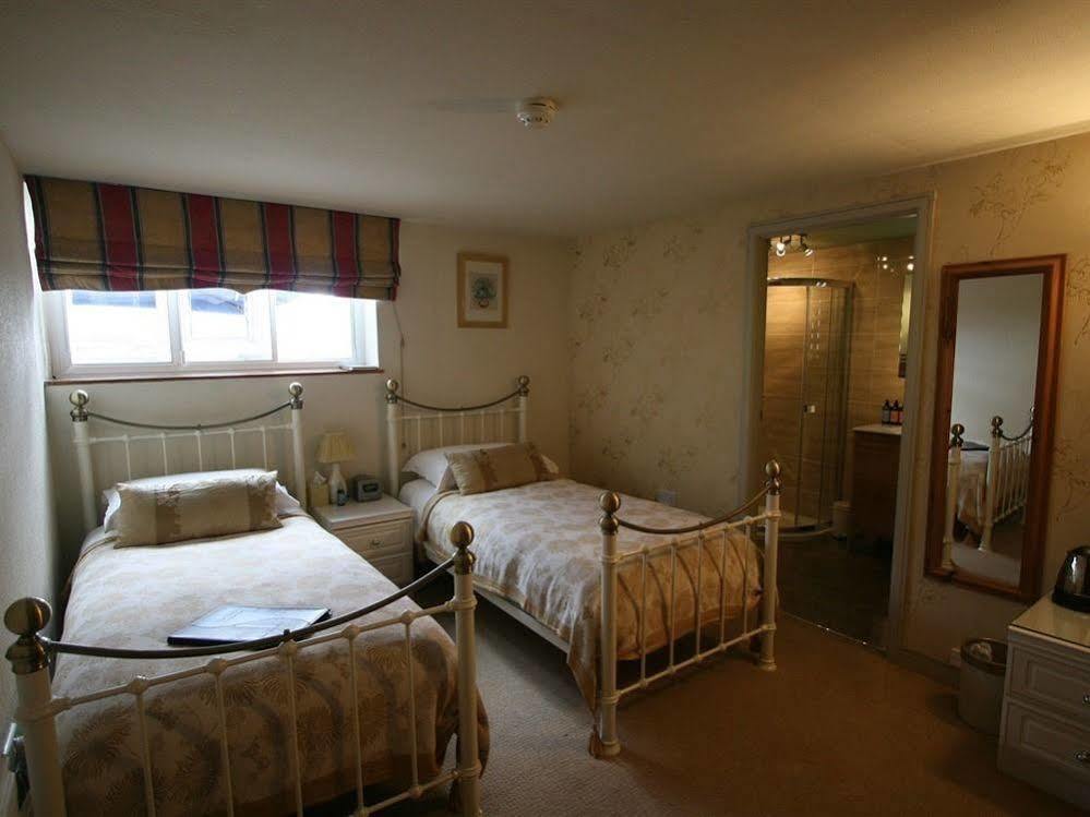The Belfry At Yarcombe Bed & Breakfast Exterior photo